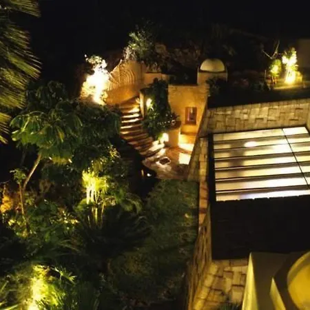 In Mit Grossem Garten Und Panoramablick By Interhome 別荘